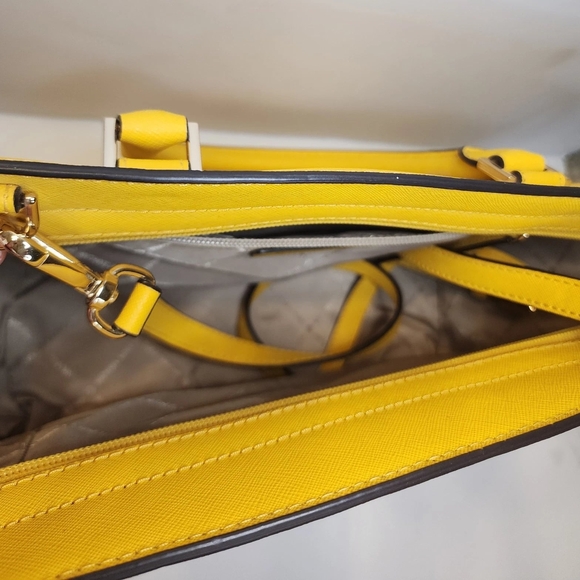 Michael Kors Yellow Women's Bag - Picture 2 of 5